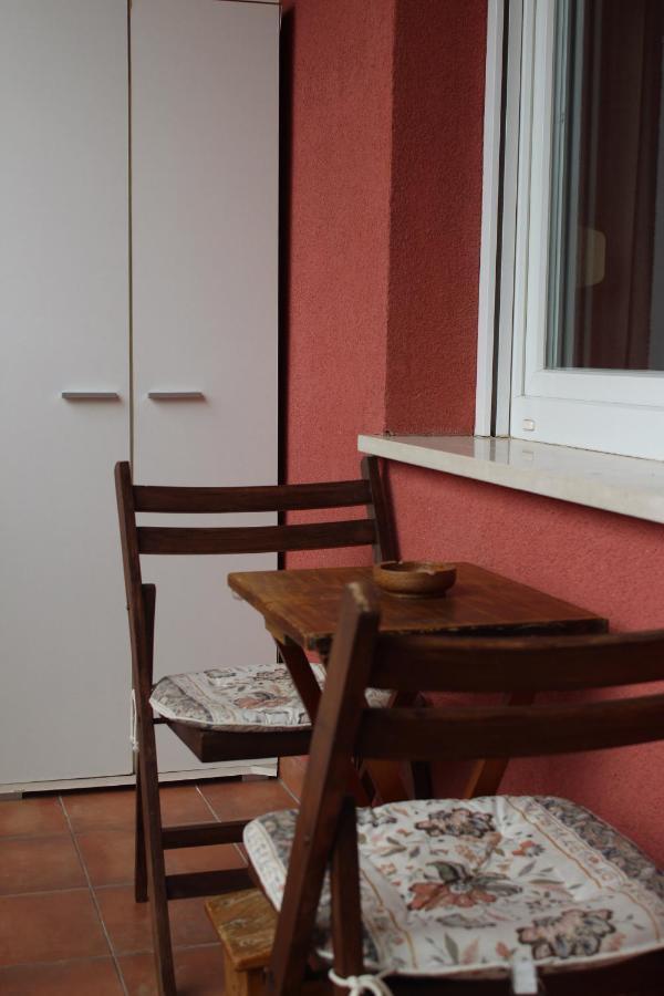Appartement Studio Apartman Ivano à Ðakovo Extérieur photo